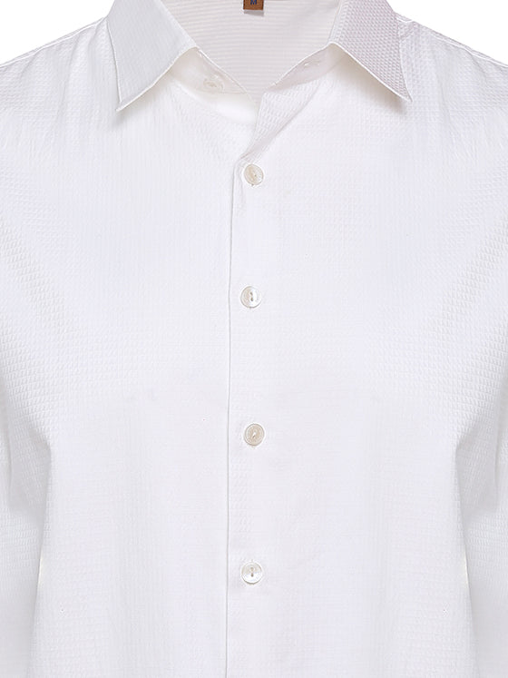 BASIC WHITE SHIRT