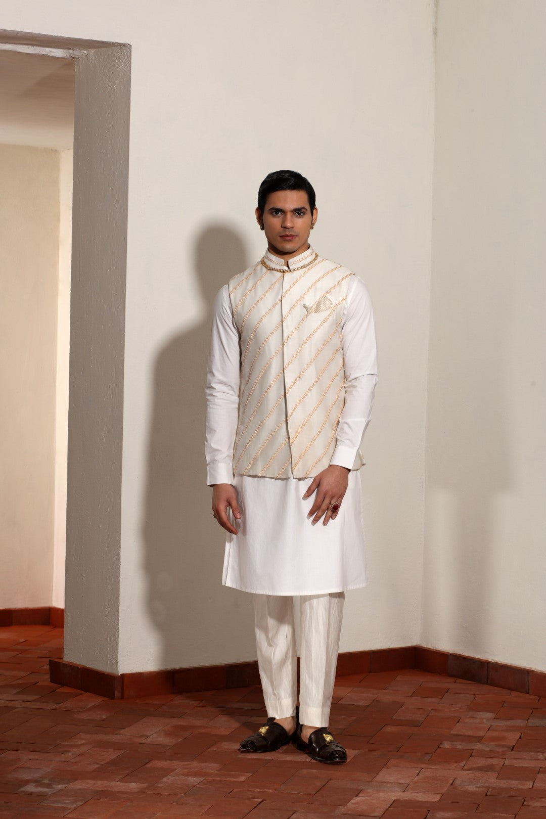 Diagonal Banarasi Bundi Set