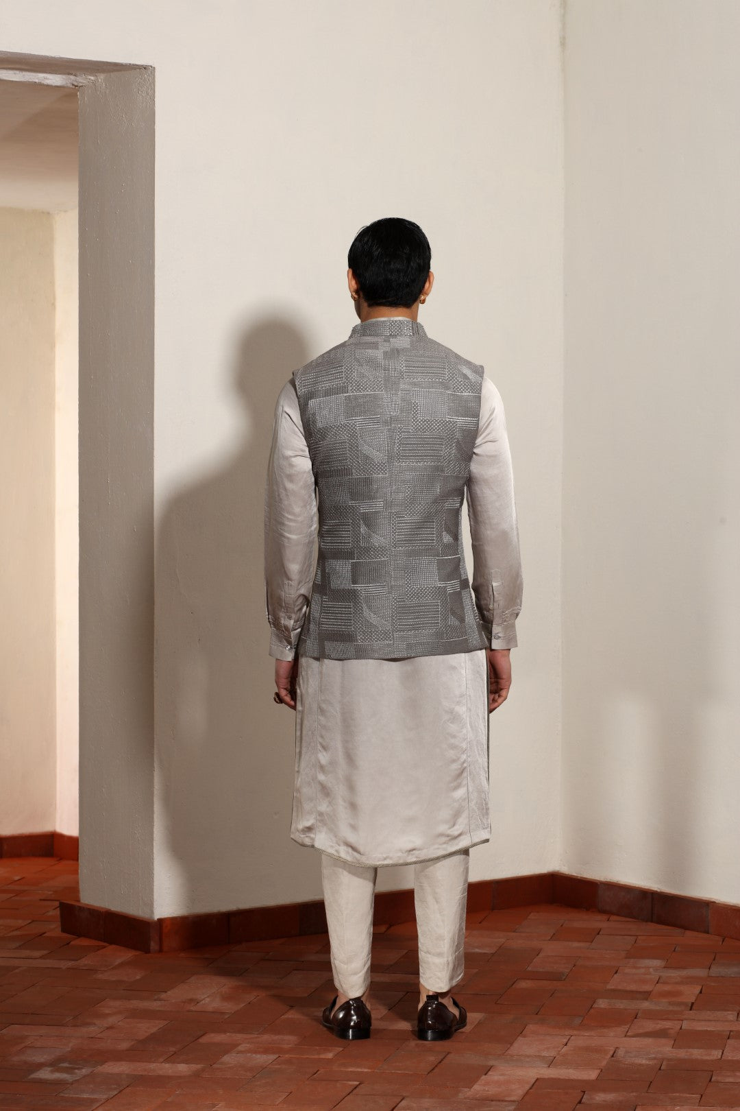 Gray Geometric Asymmetrical Bundi Set