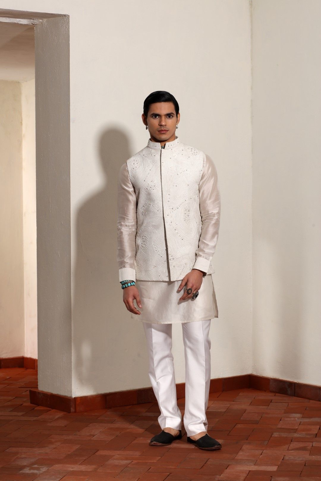 Chalk Colour Chanderi Corded Bundi Set