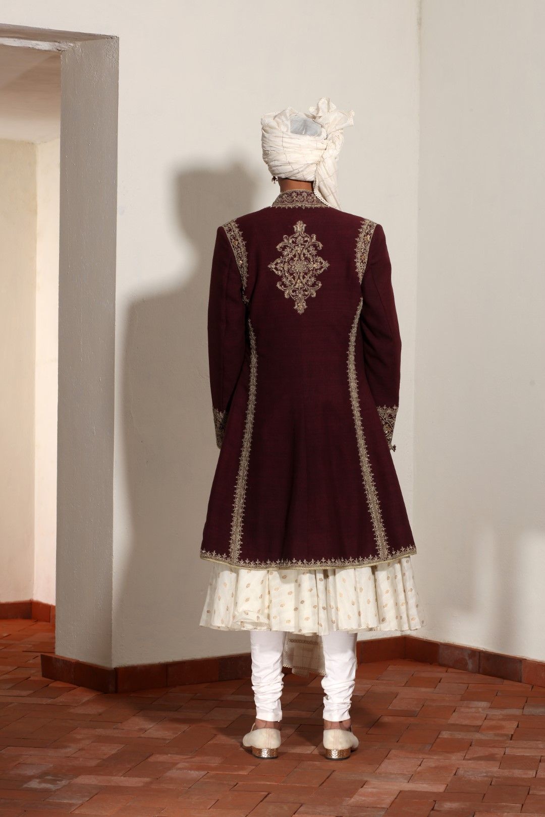 Heavy Zardozi Matka Sherwani