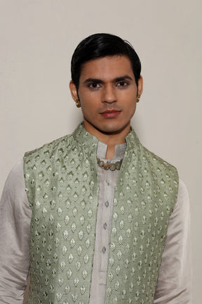 Green Booti Bundi Set